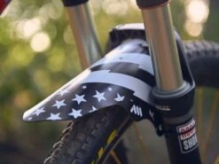 All-mountain-style AMS Garde Boue Avant Patriot Mud Guard -Magasin De Vtt De Qualité ams garde boue avant patriot mud guard 2