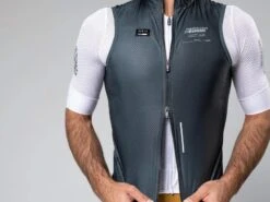 GOBIK Plus 2.0 Unisex Meteor Veste Sans Manches Warm 2023 14 GOBIK Plus 2.0 Unisex Meteor Veste Sans Manches Warm 2023 -Magasin De Vtt De Qualité gobik plus 20 unisex meteor veste sans manches warm 2023 3