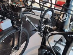 MONDRAKER Chrono VTT Black Silver 2022 14 MONDRAKER Chrono VTT Black Silver 2022 -Magasin De Vtt De Qualité mondraker chrono vtt cross country 2022 black silver 3